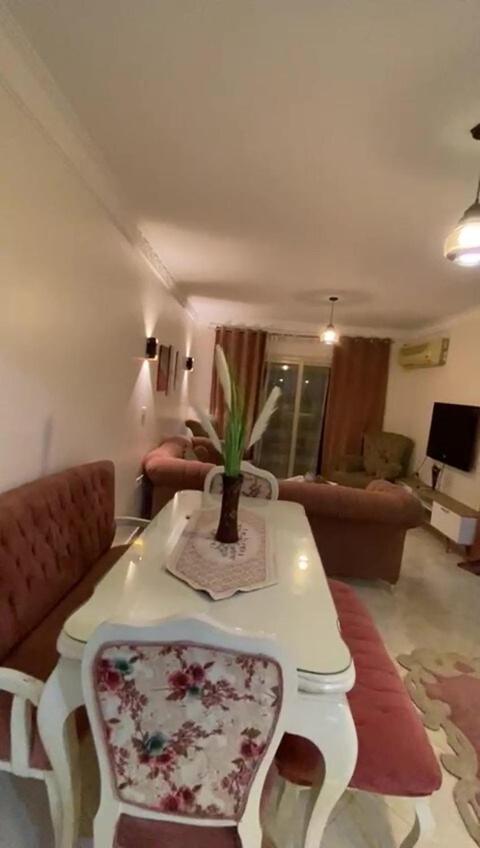 Flat In Compound Gardenia Cairo